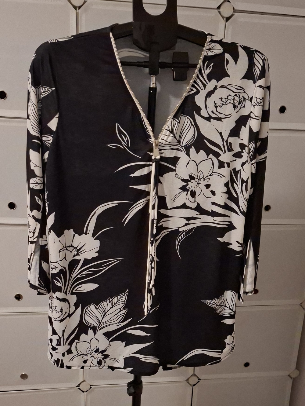 Black & White Floral Zip-Front Long Sleeve Dress